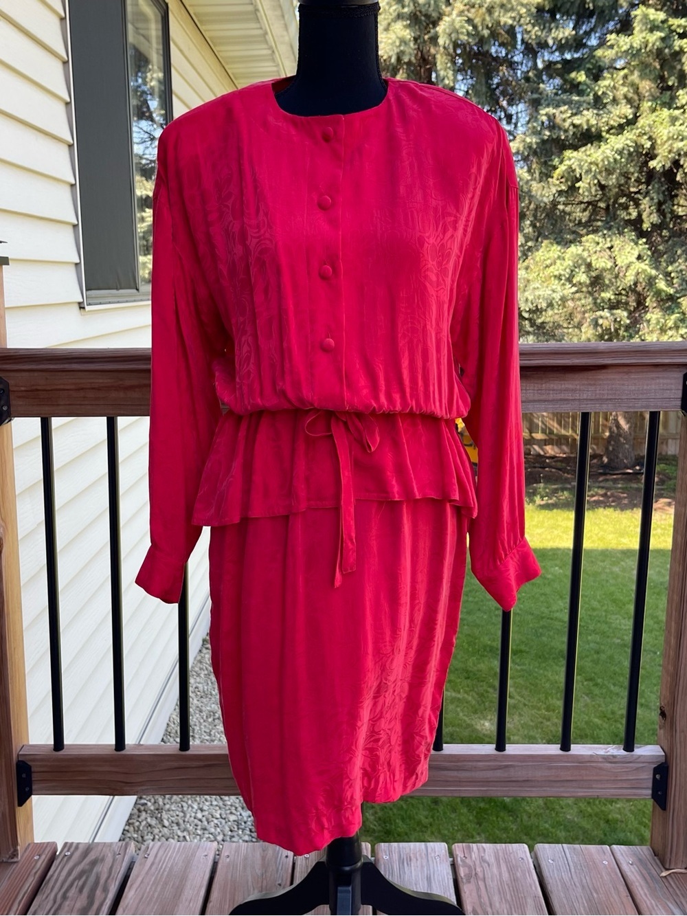 VTG Donna Morgan Red Floral 100% Silk Dress 8 Buttons Elastic Waist Long Sleeves